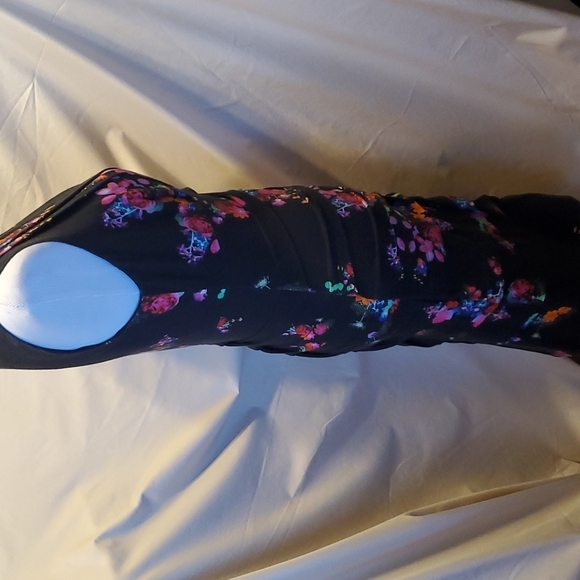 Nicole Miller Artelier Floral Midi Dress SZ MD - Picture 5 of 10